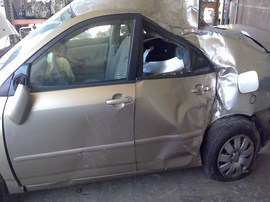 2004 TOYOTA COROLLA, GOLD, LE MODEL, 1.8L, AT.   Z26490